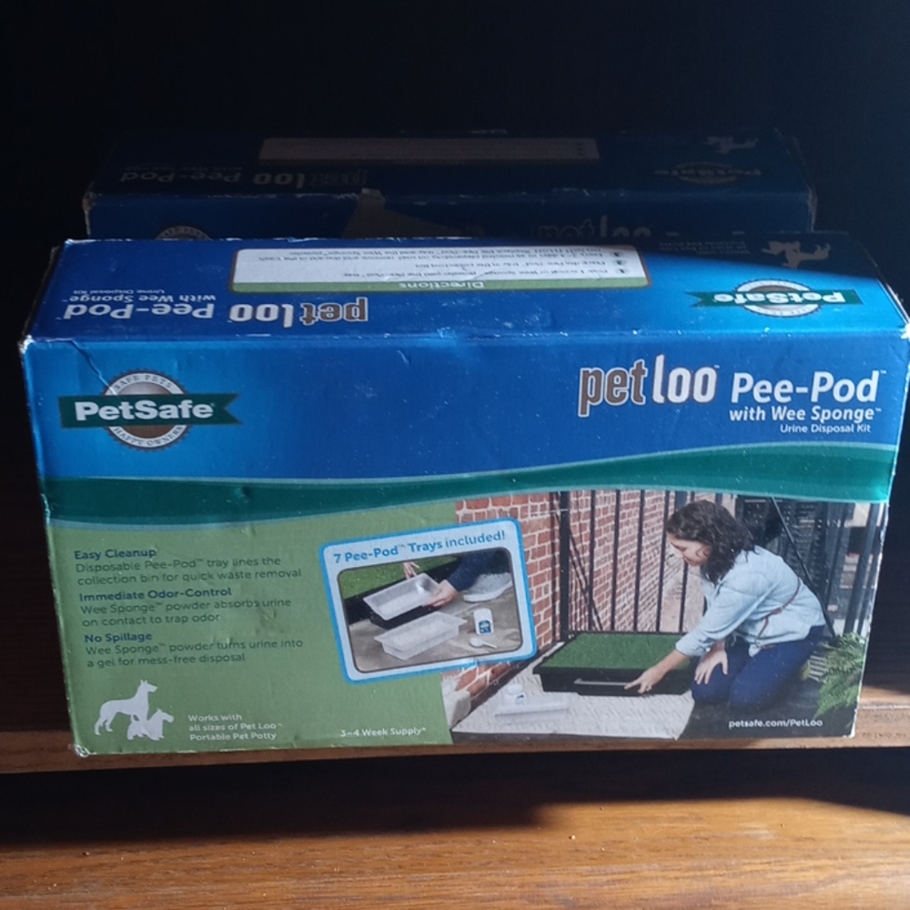 Petloo Pee-pod with wee sponge urine disposal kit